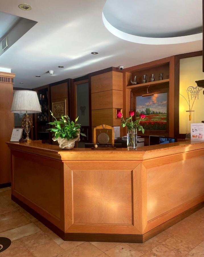 Paradise Hotel&Wellness Saint-Vincent Exterior foto