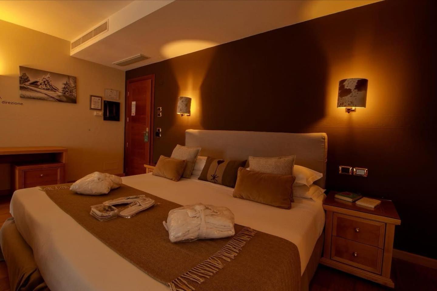 Paradise Hotel&Wellness Saint-Vincent Exterior foto
